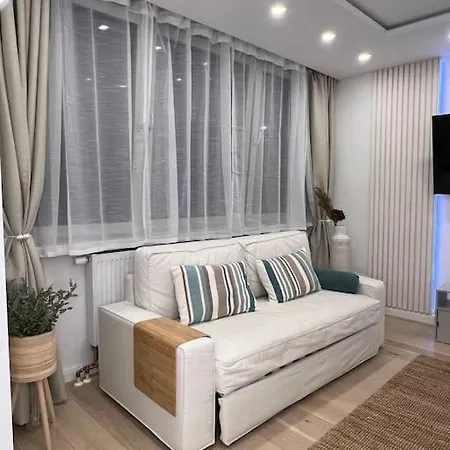 Welcome On Board Apartment *